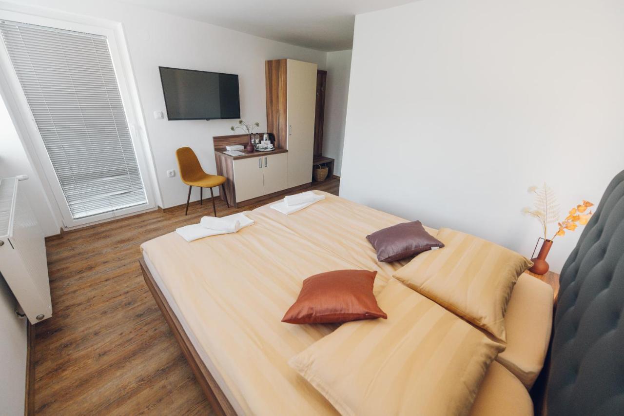 Gostisce Koren Zuzemberk Exterior foto